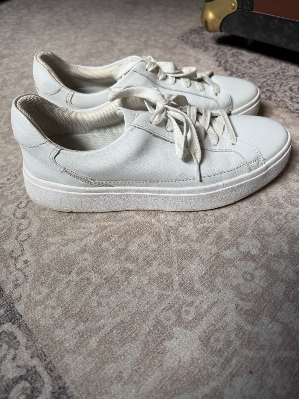 Kizik Vegas Sneakers